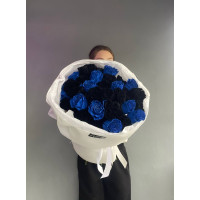 Bouquet of 25 black and blue roses №1577