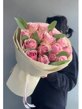 Bouquet of 15 Royal Athena roses with eucalyptus.