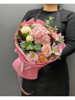 Bouquet from a florist №17399