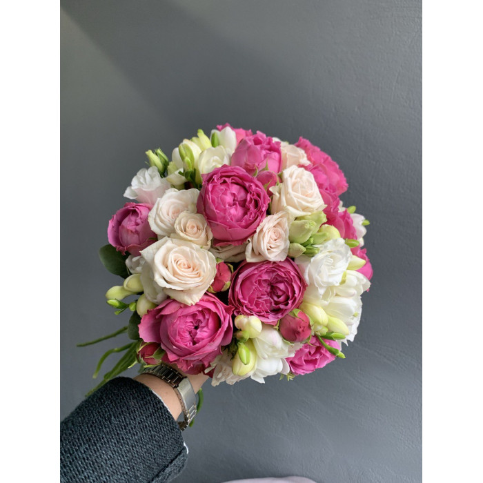 A vibrant bridal bouquet accented with a fuchsia peony rose #19113