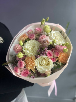 Bouquet from a florist No. 19263